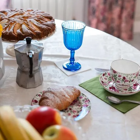 Bed & Breakfast A Casa Di Rut Moiano