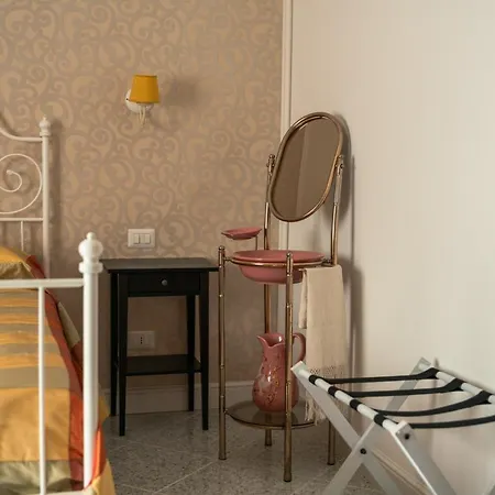 A Casa Di Rut Bed & Breakfast Moiano